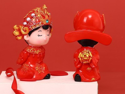 新婚结婚礼物礼物送新人摆件礼品工艺创意家居搪胶工艺品一对实用图4