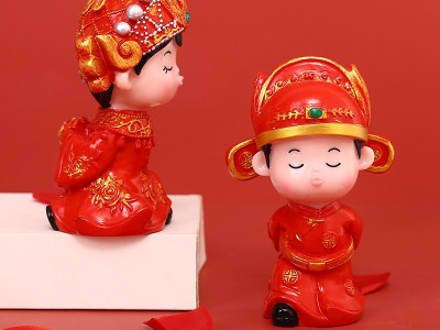 新婚结婚礼物礼物送新人摆件礼品工艺创意家居搪胶工艺品一对实用图2