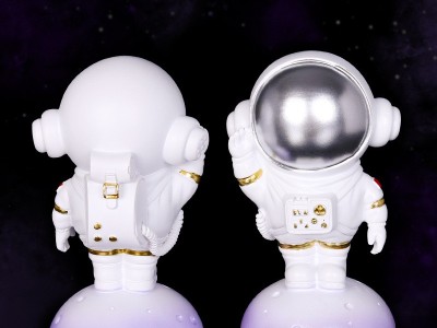 柏顺原创宇航员摆件太空人站月球现代家居儿童房装饰品工艺品定制图4