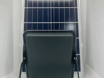 LED太阳能投光灯成品图2