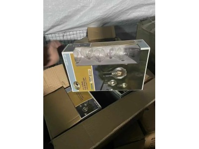 库存清货 产品名称：太阳能充电户外草坪灯图3